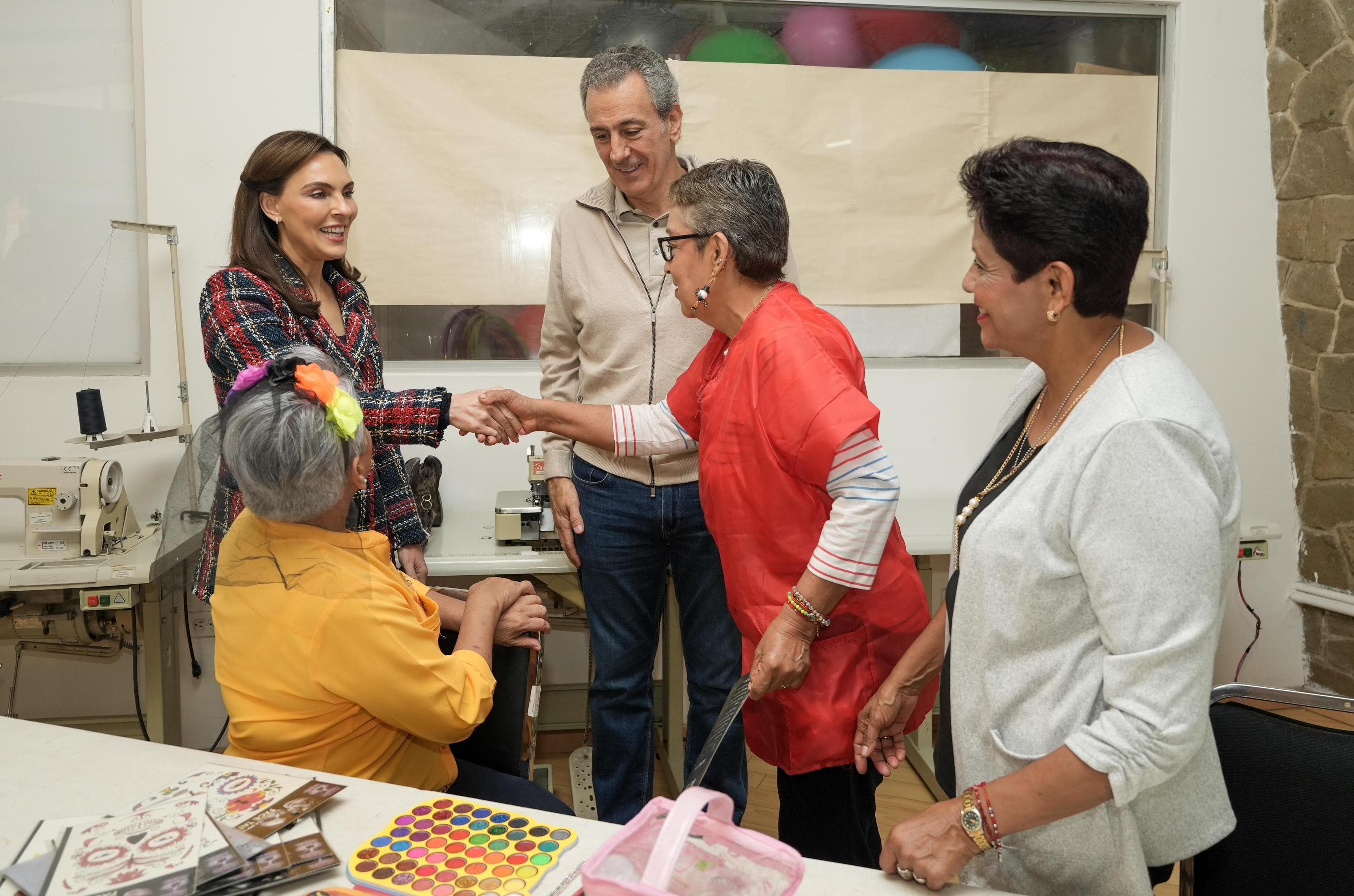 Recorren Pepe Chedraui y MariElise diversas instalaciones del Sistema Municipal DIF 